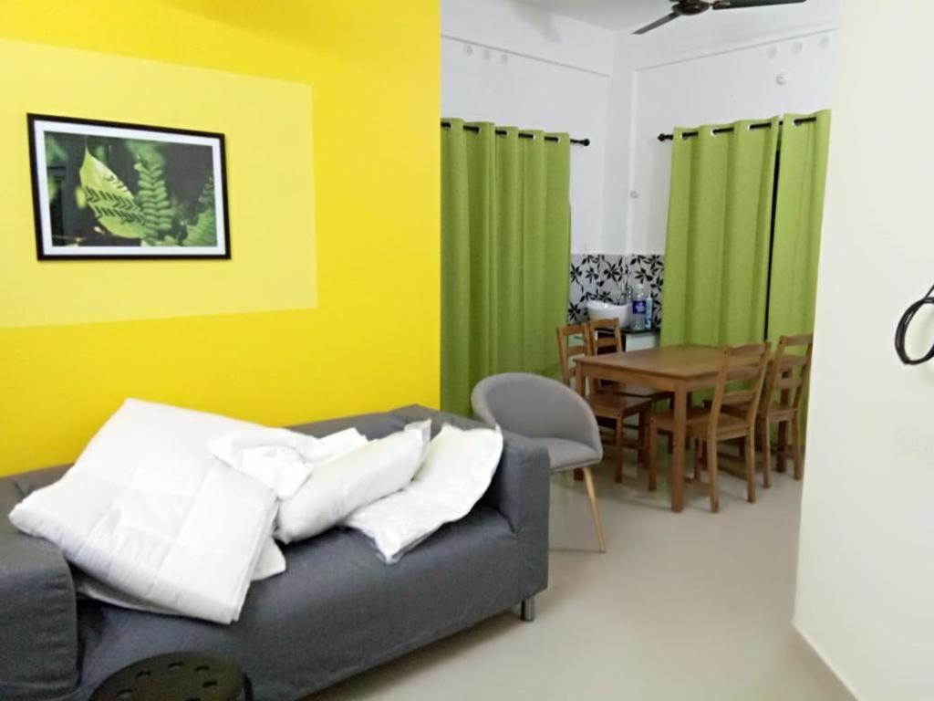 Full Moon Service Apartment Kochi Exterior foto